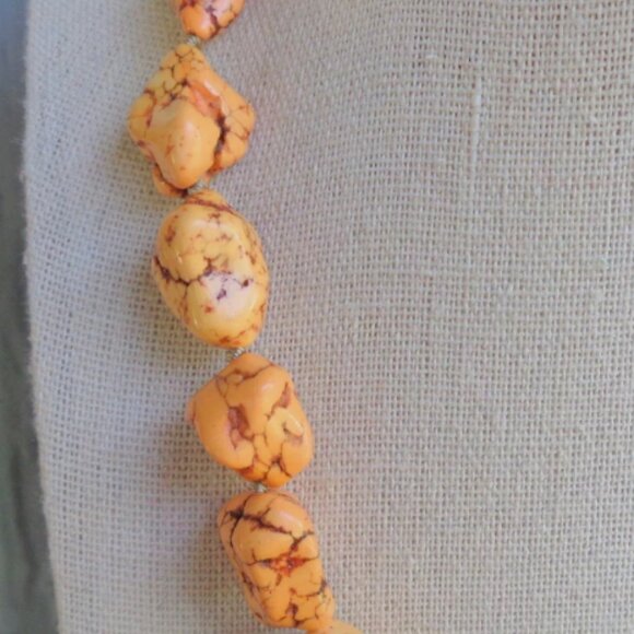 Vtg Orange Magnesite Howlite Stone Pendant Necklace Rodeo Cowboy Western Chunky - Picture 2 of 5